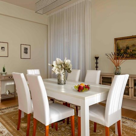 Casa Gramsci Luxury Apartment Pesaro Bagian luar foto