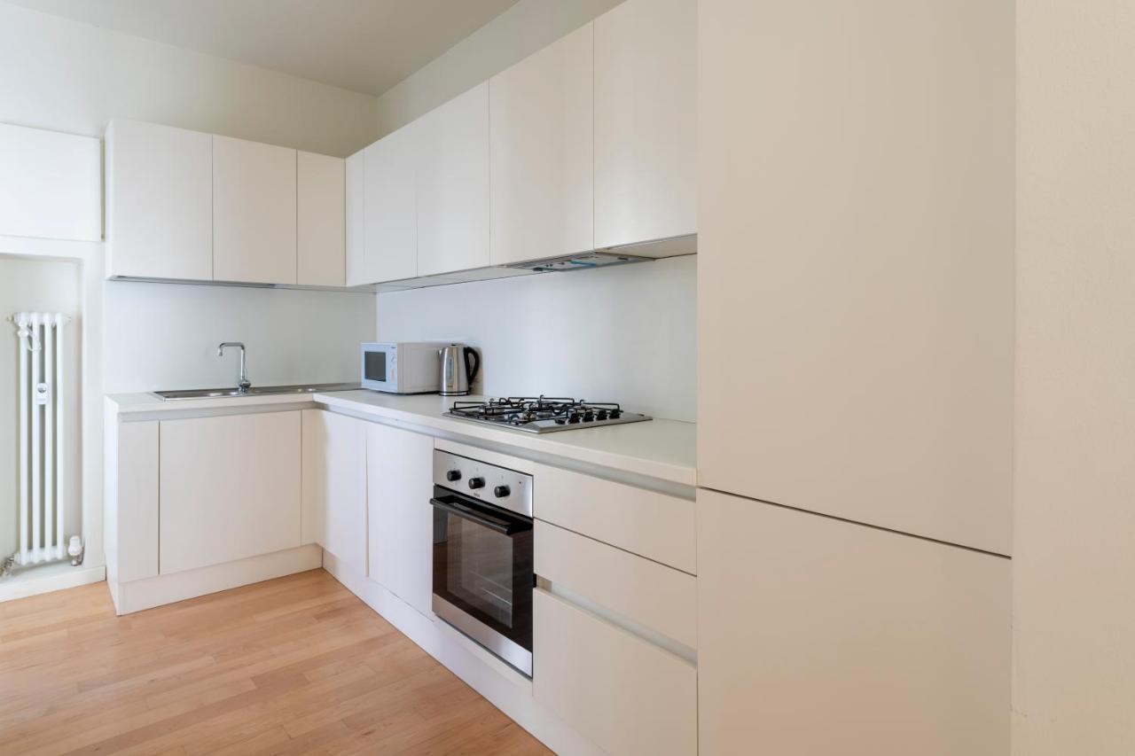 Casa Gramsci Luxury Apartment Pesaro Bagian luar foto